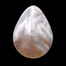 Forme Triangle en Nacre - 20 x 15 mm