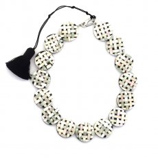 Collier en mosaque de Nacre