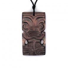 Pendentif Tiki en nacre de Tahiti