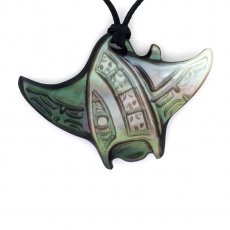 Colgante de Manta Raya en Nacarado de Tahiti