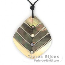 Pendentif en Nacre et 4 keishis de Tahiti